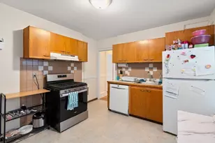 617 E 8th St, Boston, MA 02127 - Photo 15