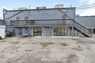 32 Hamilton St, Saugus, MA 01906 - Photo 1
