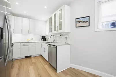 15 Park Vale #A, Brookline, MA 02446 - Photo 3