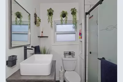 15 Florida St, Springfield, MA 01109 - Photo 19