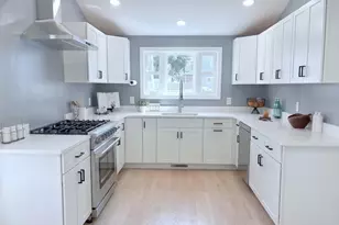 43 1/2 6th Ave, Haverhill, MA 01830 - Photo 1