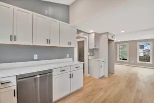 43 1/2 6th Ave, Haverhill, MA 01830 - Photo 7