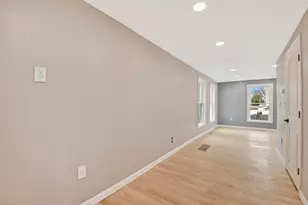 43 1/2 6th Ave, Haverhill, MA 01830 - Photo 9