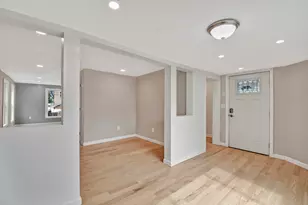 43 1/2 6th Ave, Haverhill, MA 01830 - Photo 9