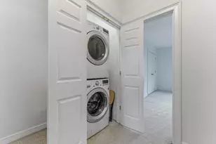 485 E 3rd St, Boston, MA 02127 - Photo 23