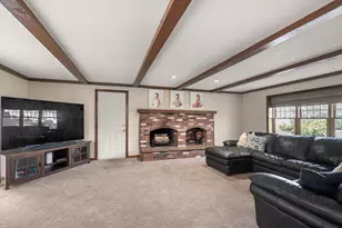 122 Farrington Ln, Marlborough, MA 01752 - Photo 11