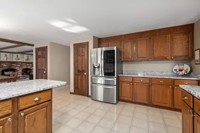 122 Farrington Ln, Marlborough, MA 01752 - Photo 7