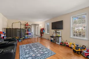 122 Farrington Ln, Marlborough, MA 01752 - Photo 13