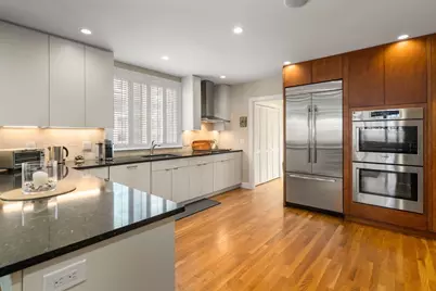 16 York Terrace, Brookline, MA 02446 - Photo 13