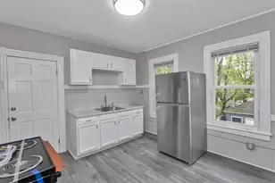 78 Whittier St, Springfield, MA 01108 - Photo 29