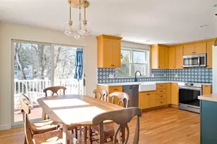 64 Longfellow Rd, Reading, MA 01867 - Photo 5