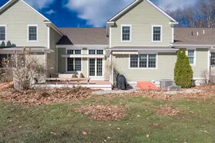 208 Pine St, Amherst, MA 01002 - Photo 37