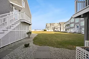 700 Shore Dr, Fall River, MA 02721 - Photo 9