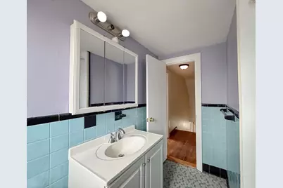 10 Goff St, Boston, MA 02136 - Photo 27