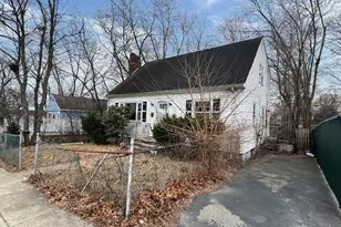 10 Goff St, Boston, MA 02136 - Photo 3