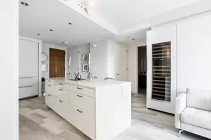 580 Washington St, Boston, MA 02111 - Photo 3