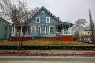 8 Crown St, Worcester, MA 01609 - Photo 25