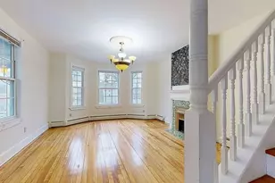 8 Crown St, Worcester, MA 01609 - Photo 15