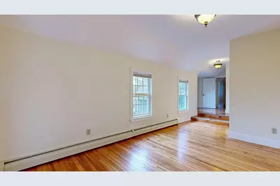 8 Crown Street, Worcester, MA 01609 - Photo 19