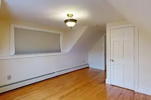 8 Crown St, Worcester, MA 01609 - Photo 17