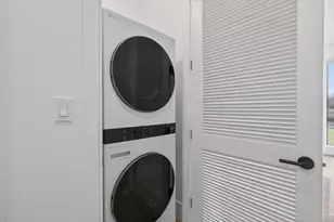 1114 Beacon, Newton, MA 02461 - Photo 11