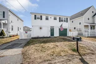 23 11th St W, Salisbury, MA 01952 - Photo 35