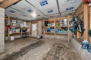 23 11th St W, Salisbury, MA 01952 - Photo 25