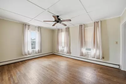 10-12 Oakdale Pl, Easthampton, MA 01027 - Photo 29