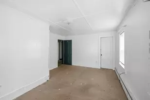 10-12 Oakdale Pl, Easthampton, MA 01027 - Photo 27