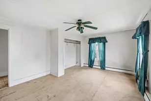 10-12 Oakdale Pl, Easthampton, MA 01027 - Photo 39