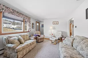 40 Charles St, Dracut, MA 01826 - Photo 27