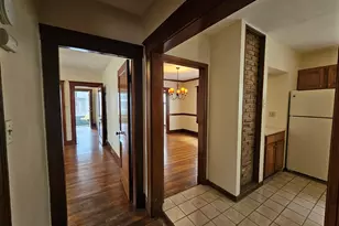 118 Governor Winthrop Rd, Somerville, MA 02145 - Photo 17