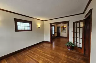 118 Governor Winthrop Rd, Somerville, MA 02145 - Photo 7