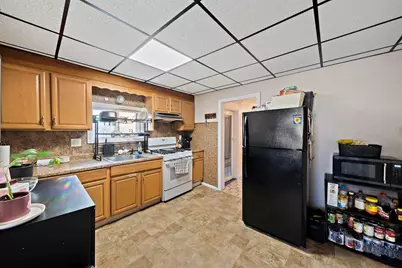 88 Pearl St, Stoughton, MA 02072 - Photo 3