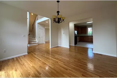 136 Thompkins Avenue, East Longmeadow, MA 01028 - Photo 9