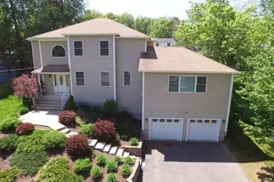 136 Thompkins Ave, East Longmeadow, MA 01028 - Photo 3