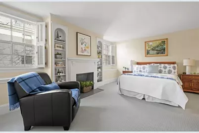 142 Chestnut Street #4-5, Boston, MA 02108 - Photo 13