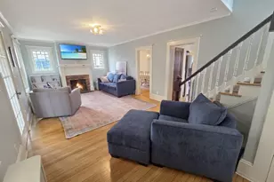 70 Chestnut St, Fairhaven, MA 02719 - Photo 5