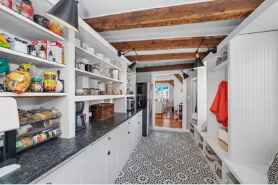 89 Choate St, Essex, MA 01929 - Photo 11