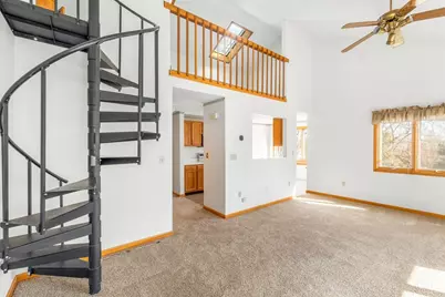 29 Cork Cir #F, Millville, MA 01529 - Photo 5