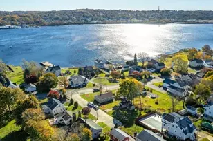 30 Gray St, Somerset, MA 02726 - Photo 7