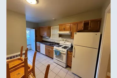 24 Washington Ave #1, Waltham, MA 02453 - Photo 5