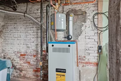 123 Lancaster St, Leominster, MA 01453 - Photo 29