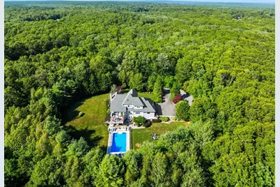 1276 Old Fall River Rd, Dartmouth, MA 02747 - Photo 13