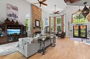 1276 Old Fall River Rd, Dartmouth, MA 02747 - Photo 23