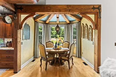 1276 Old Fall River Rd, Dartmouth, MA 02747 - Photo 17