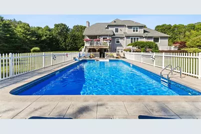 1276 Old Fall River Rd, Dartmouth, MA 02747 - Photo 11