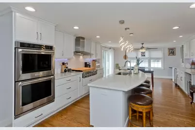 68 Hazardville Rd, Longmeadow, MA 01106 - Photo 7