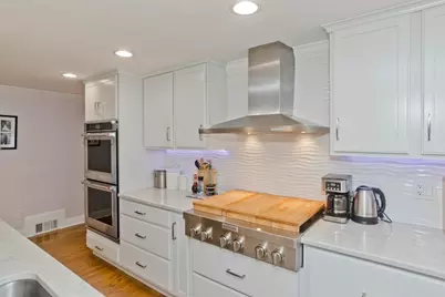 68 Hazardville Rd, Longmeadow, MA 01106 - Photo 9