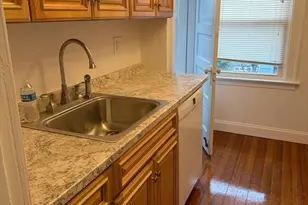 64 Larch St, Boston, MA 02135 - Photo 3